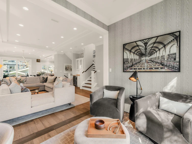 745 W 20th Avenue, Vancouver, BC, V5Z 1Y2 - 4