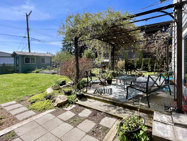 5781 Dolphin Street, Sechelt, BC, V0N 3A0 - 28