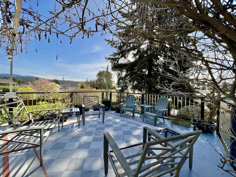 5781 Dolphin Street, Sechelt, BC, V0N 3A0 - 14