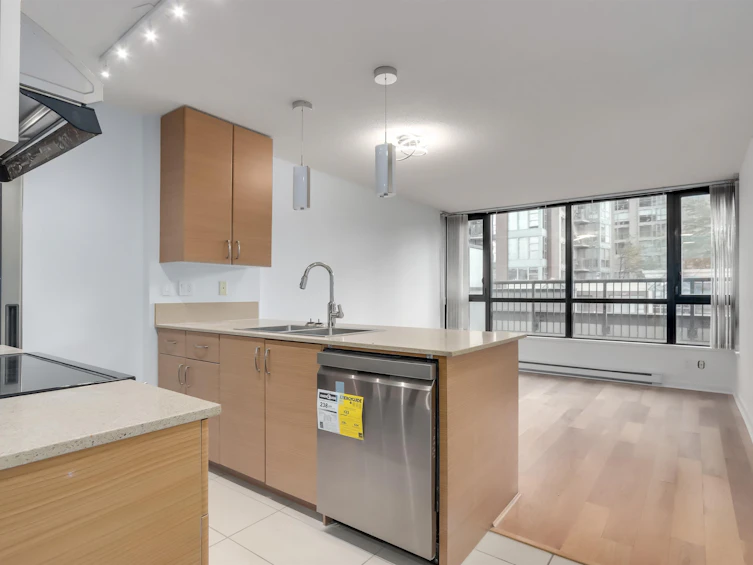 402-928 Homer Street, Vancouver, BC, V6B 1T7 - 6