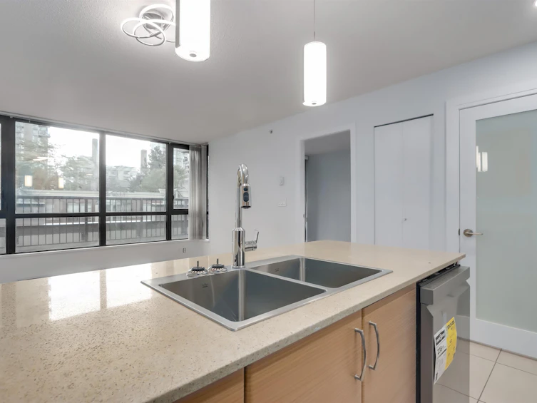 402-928 Homer Street, Vancouver, BC, V6B 1T7 - 8