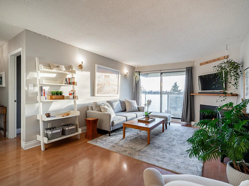 208 - 308 W 2nd Street, North Vancouver BC V7M 1E1