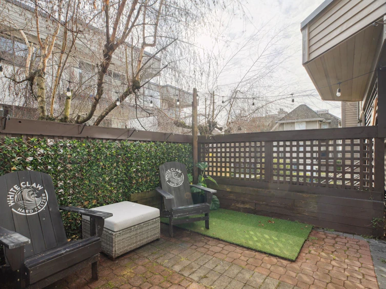 102-1535 Chesterfield Avenue, North Vancouver, BC, V7M 2N5 - 21