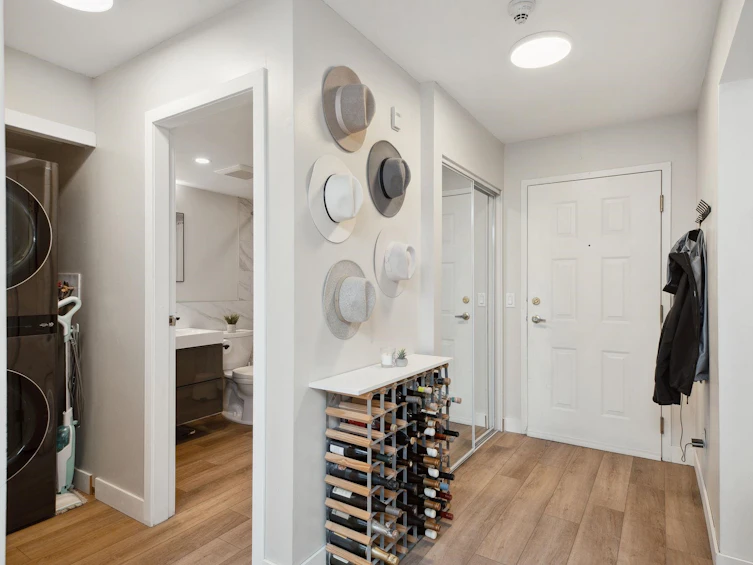 102-1535 Chesterfield Avenue, North Vancouver, BC, V7M 2N5 - 16
