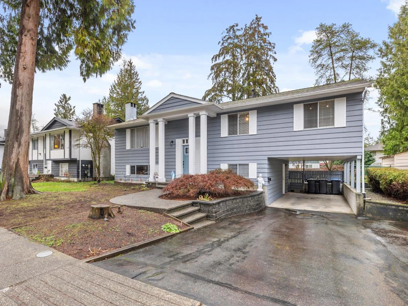 3728 Oakdale Street, Port Coquitlam BC V3B 4W8