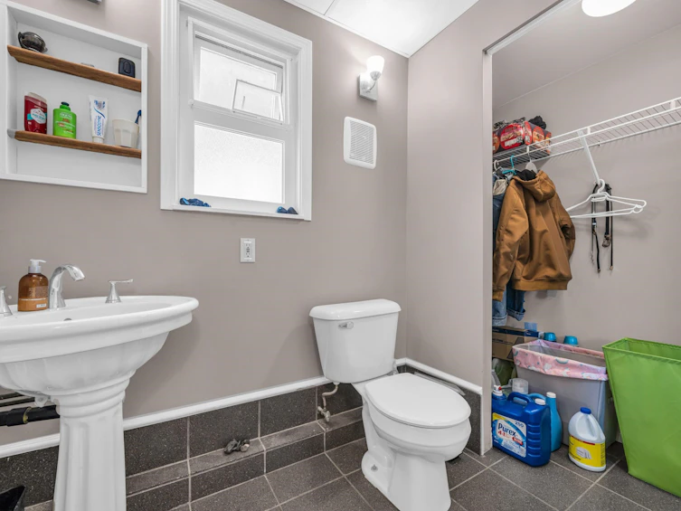 8112 116th Street, Delta, BC, V4C 5T9 - 12