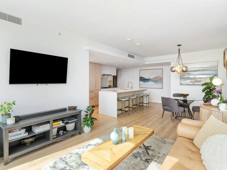 706-1500 Fern Street, North Vancouver, BC, V7J 0E6 - 12