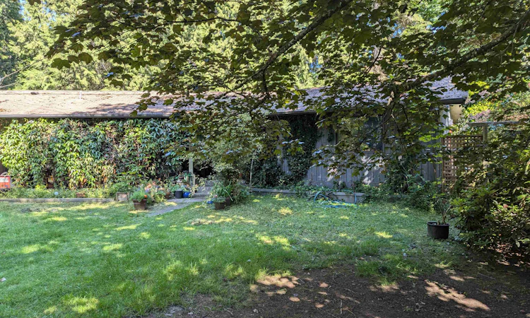 3094 Lower Road