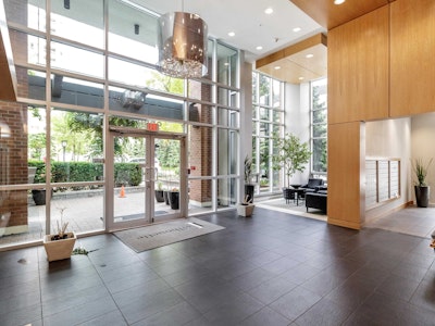 2603-9888 Cameron Street - 3