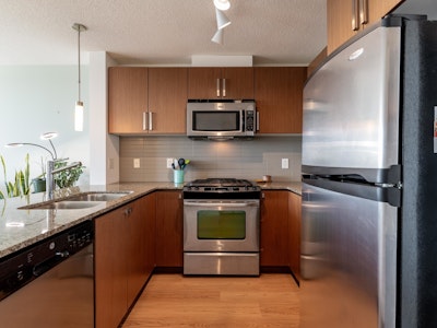 2603-9888 Cameron Street - 5