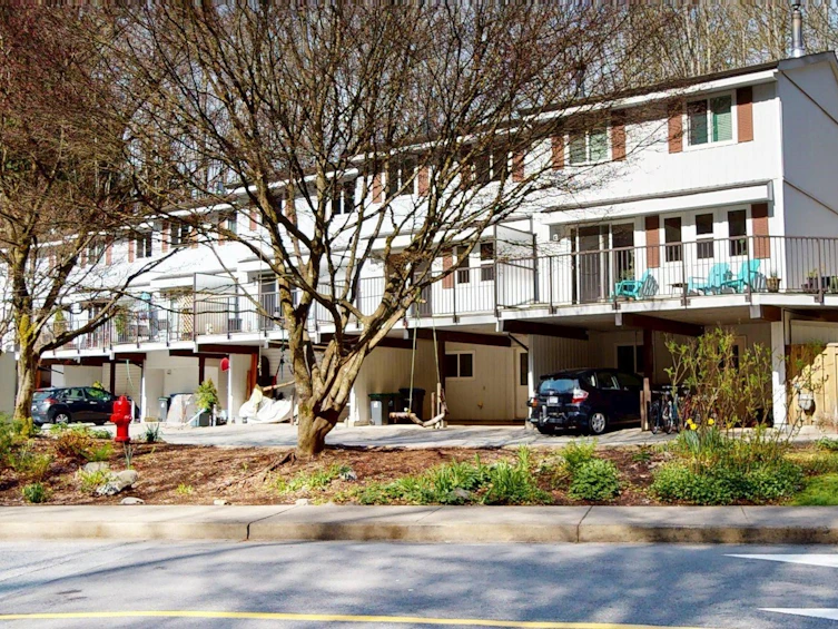 19-10000 Valley Drive, Squamish, BC, V8B 0Y1 - 3