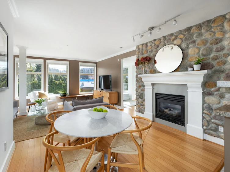 302-118 W 22nd Street, North Vancouver, BC, V7M 1Z9 - 7