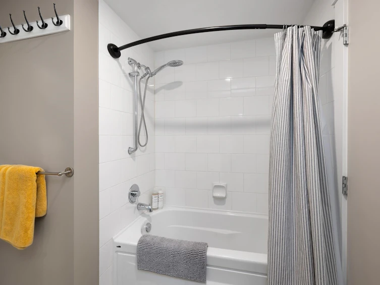 302-118 W 22nd Street, North Vancouver, BC, V7M 1Z9 - 24