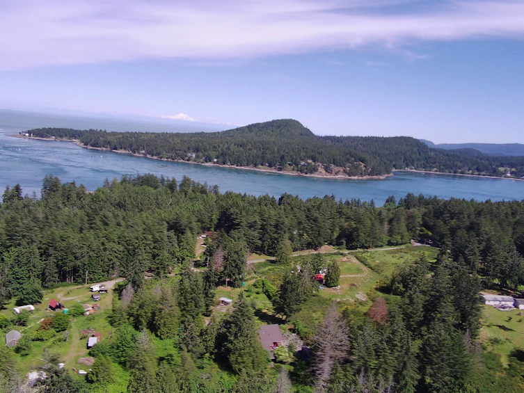 556 E Bluff Road, Galiano Island, BC, V0N 1P0 - 3