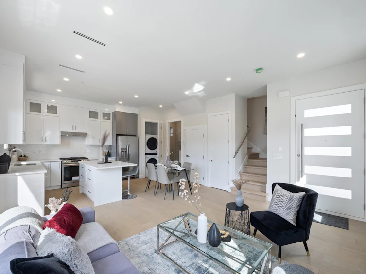 4857 Lanark Street, Vancouver, BC, V5N 3S1 - 4