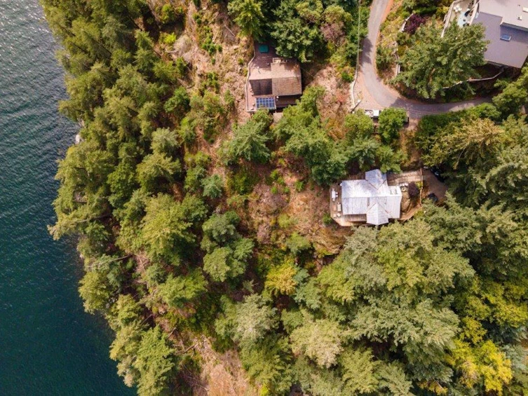 653 Cliff Road, Bowen Island, BC, V0N 1G1 - 3