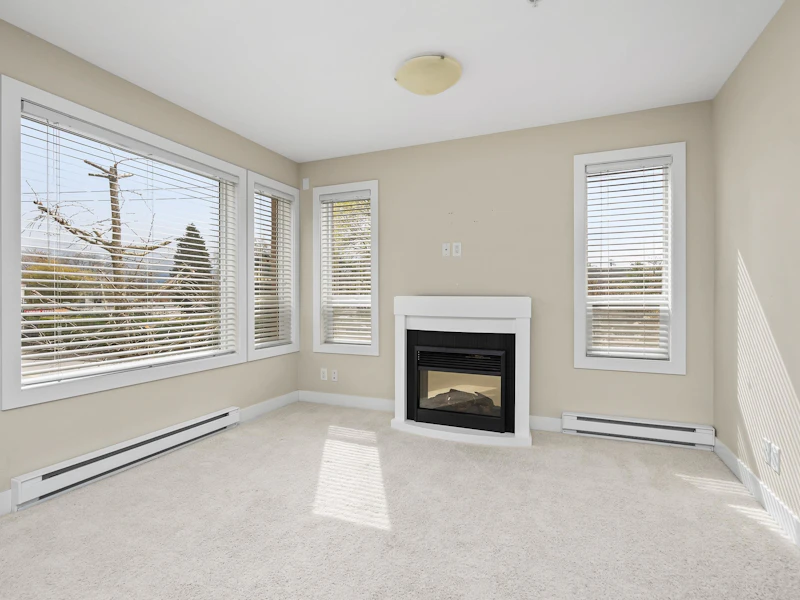 205 - 9422 Victor Street, Chilliwack BC V2P 0B8