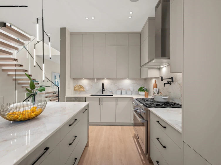 322 E 18 Street, North Vancouver, BC, V7L 2Y9 - 17