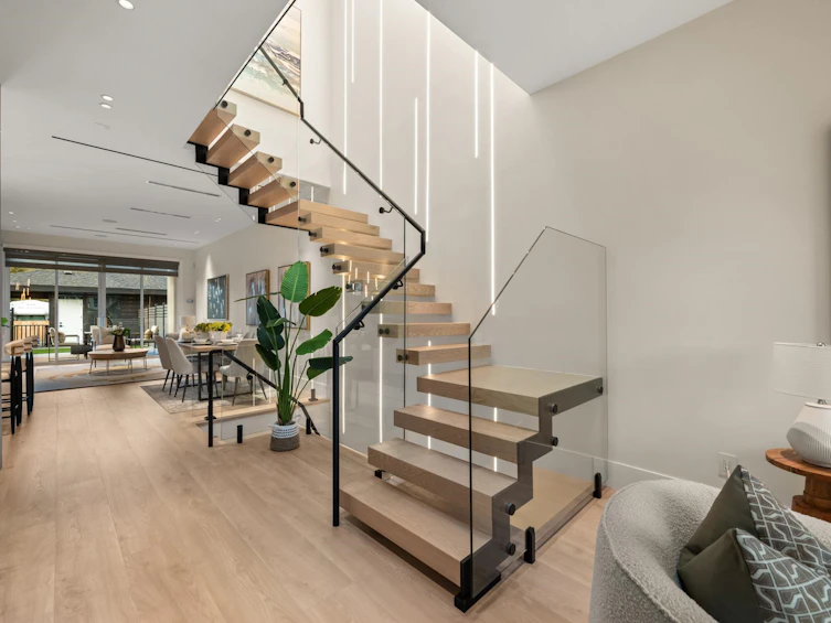 322 E 18 Street, North Vancouver, BC, V7L 2Y9 - 7
