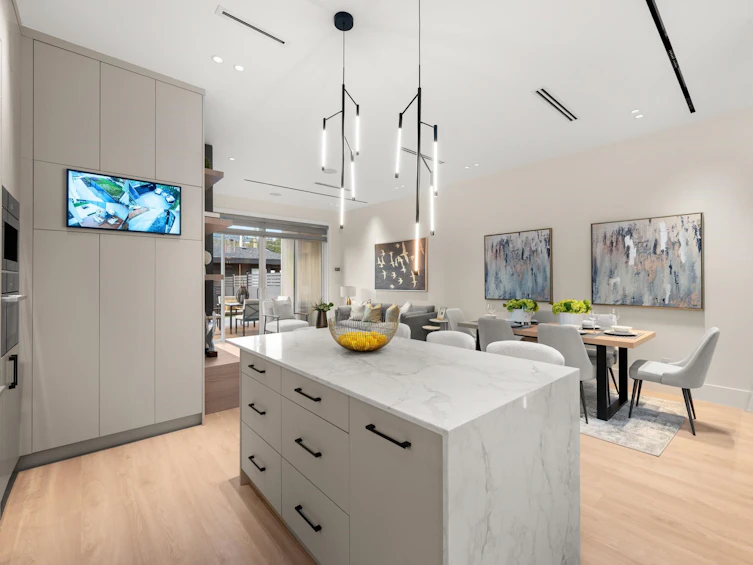 322 E 18 Street, North Vancouver, BC, V7L 2Y9 - 18