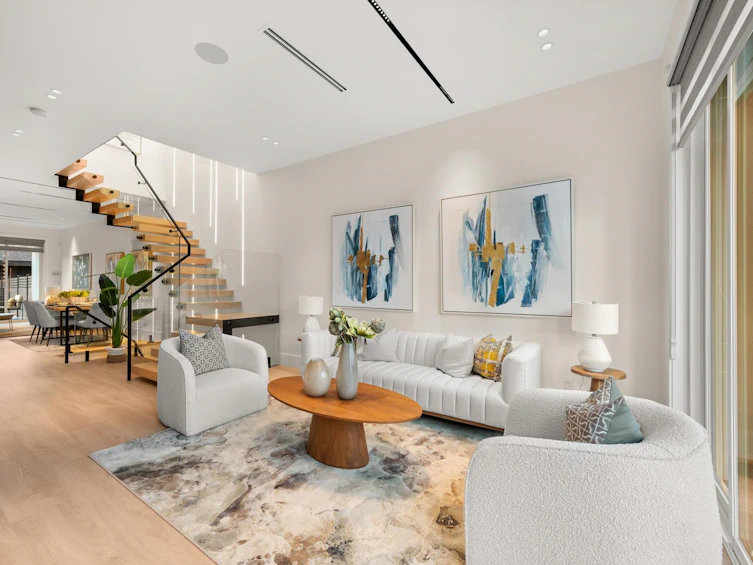 322 E 18 Street, North Vancouver, BC, V7L 2Y9 - 4