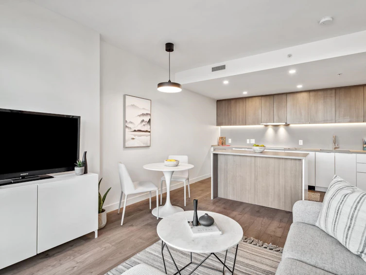609-13318 104 Avenue, Surrey, BC, V3T 0R2 - 3