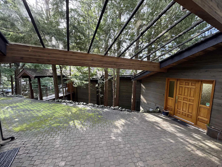 170 Mountain Drive, West Vancouver, BC, V0N 2E0 - 2