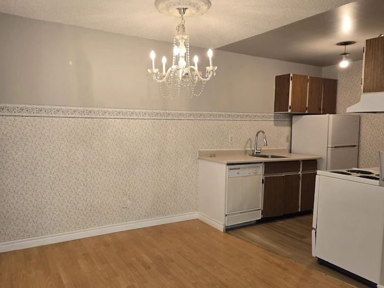 207-7240 Lindsay Road, Richmond, BC, V7C 3M6 - 5