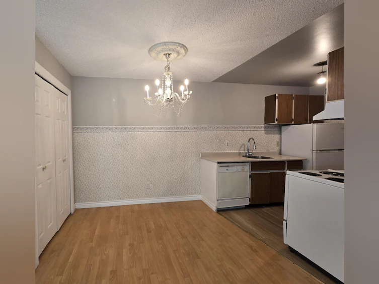 207-7240 Lindsay Road, Richmond, BC, V7C 3M6 - 4