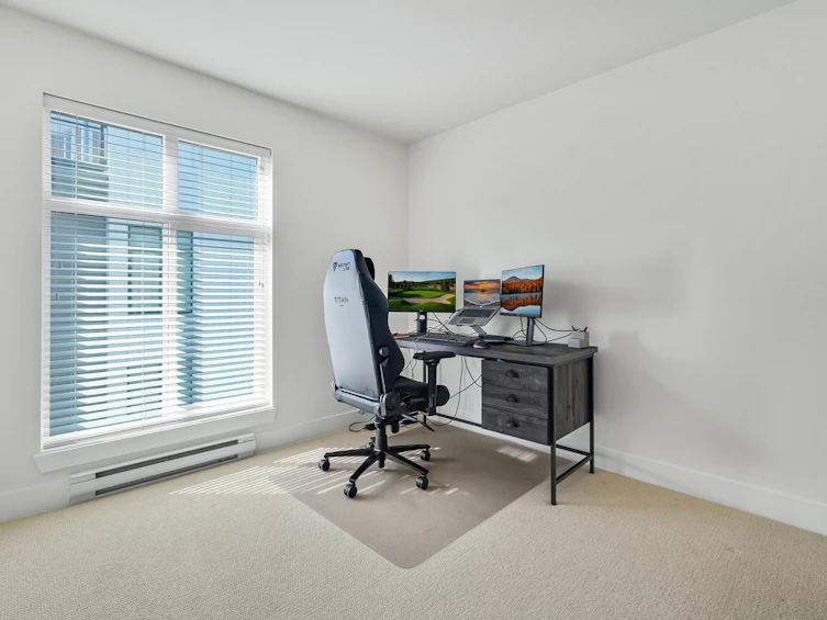 130-16433 19 Avenue, Surrey, BC, V3Z 0Z1 - 19
