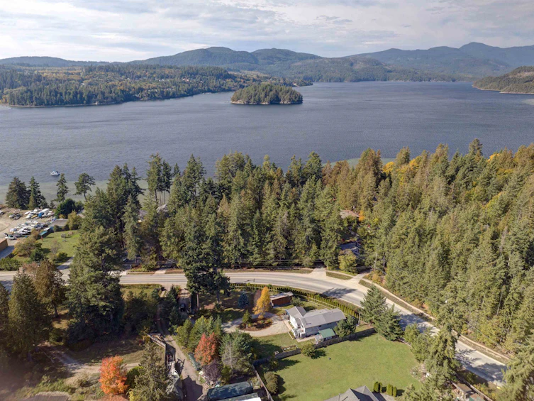 6088 Sechelt Inlet Road, Sechelt, BC, V7Z 0P5 - 32