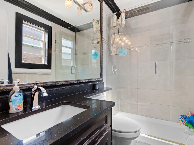 10521 127 Street, Surrey, BC, V3V 5K3 - 12