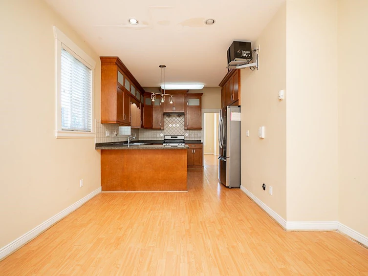 5189 Carson Street, Burnaby, BC, V5J 2Z1 - 13