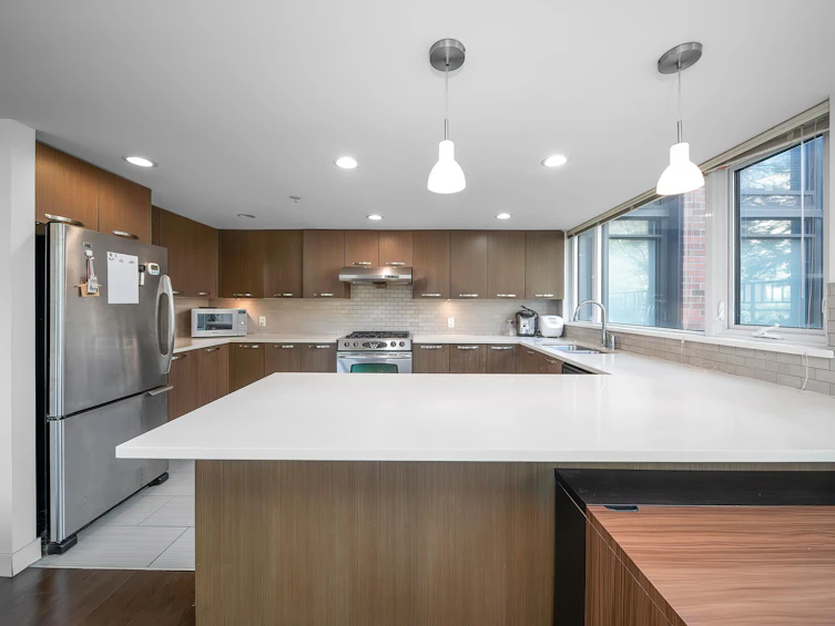 205-6888 Cooney Road, Richmond, BC, V6Y 0E1 - 12