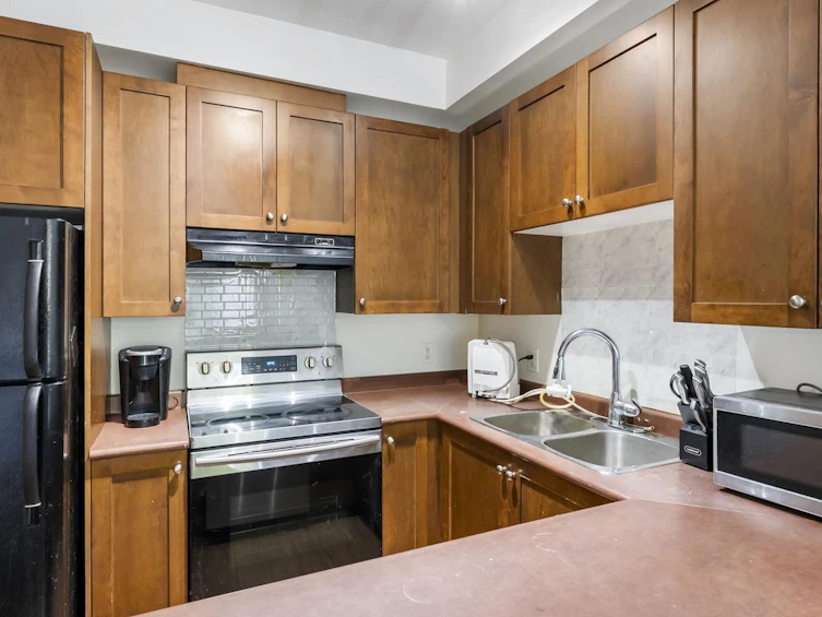 115-13277 108 Avenue, Surrey, BC, V3T 0A9 - 9