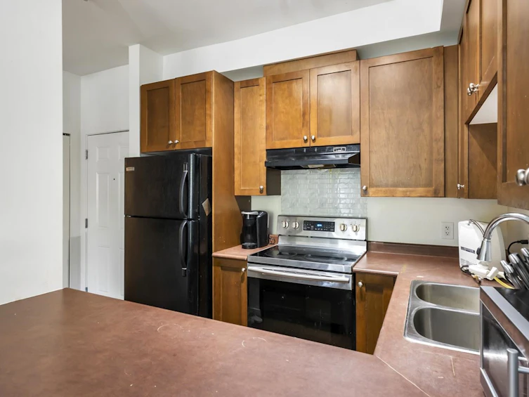 115-13277 108 Avenue, Surrey, BC, V3T 0A9 - 11