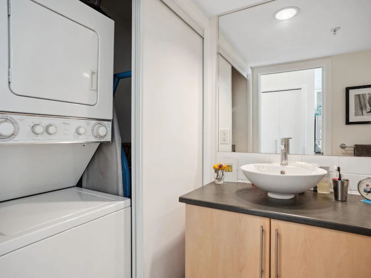 605-1225 Richards Street, Vancouver, BC, V6B 1E6 - 10