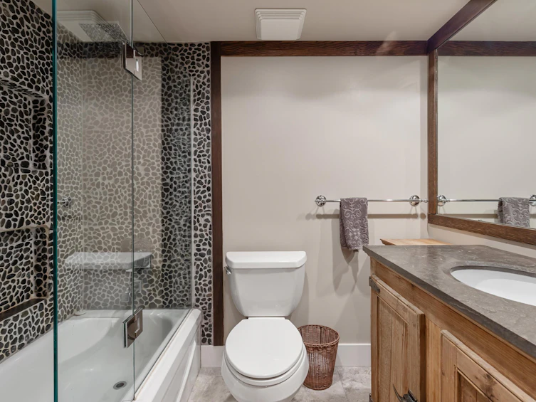 207-2050 Lake Placid Road, Whistler, BC, V8E 0A8 - 13