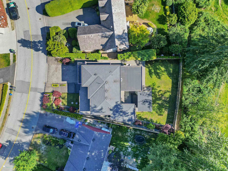 5199 Cliffridge Avenue, North Vancouver, BC, V7R 3V2 - 7
