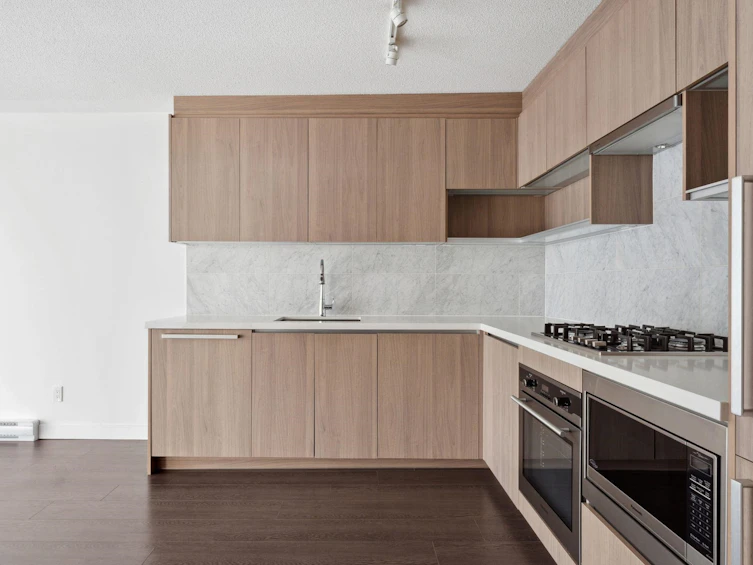 3815-13696 100 Avenue, Surrey, BC, V3T 0L5 - 11
