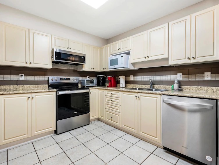 108-45520 Knight Road, Chilliwack, BC, V2R 3Z2 - 15