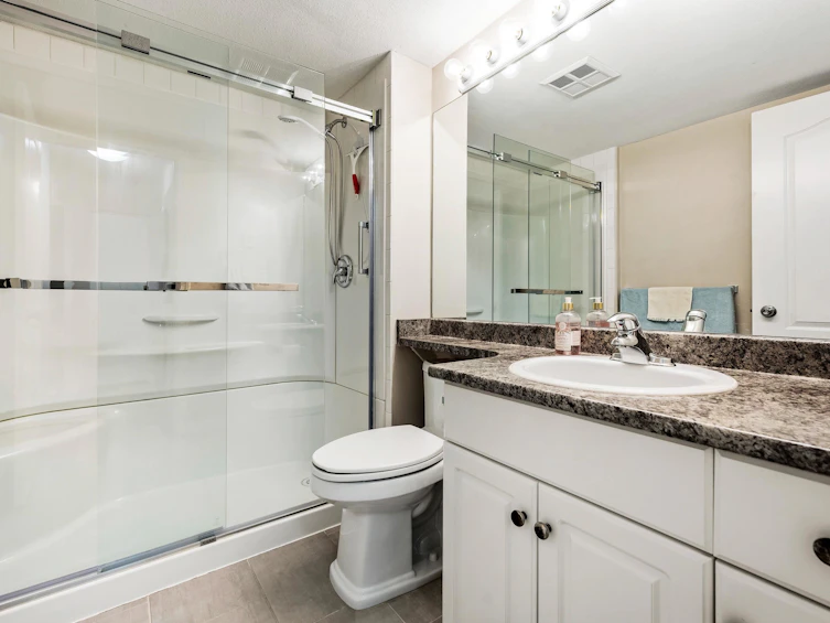 108-45520 Knight Road, Chilliwack, BC, V2R 3Z2 - 19