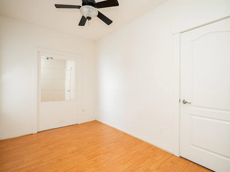5187 --5189 Carson Street, Burnaby, BC, V5J 2Z1 - 14
