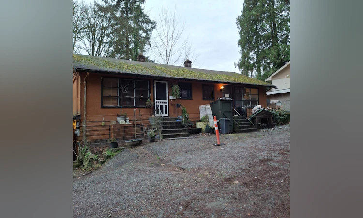 938 Clarke Road