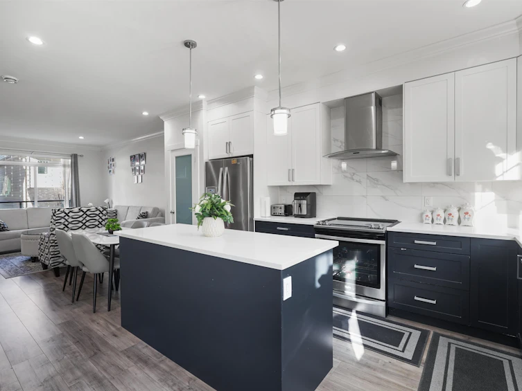 35-13898 64 Avenue, Surrey, BC, V3W 1L6