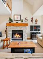 1403 3050 Hillcrest Drive