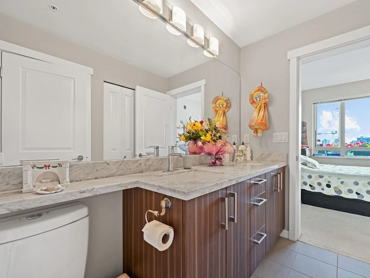 527-119 W 22nd Street, North Vancouver, BC, V7M 0B4 - 13