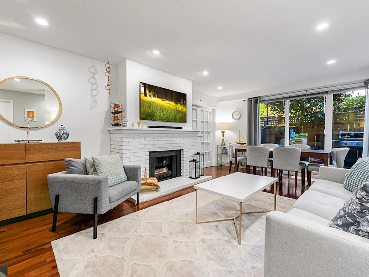 110-141 E 18th Street, North Vancouver, BC, V7L 2X3 - 3