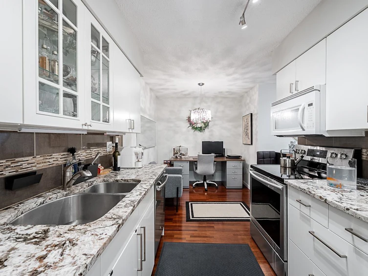 110-141 E 18th Street, North Vancouver, BC, V7L 2X3 - 13