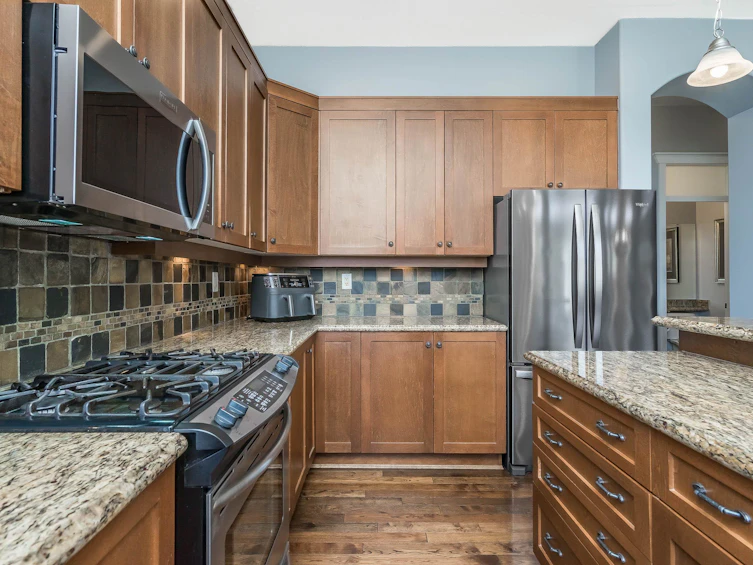 14841 59 Avenue, Surrey, BC, V3S 4S6 - 13